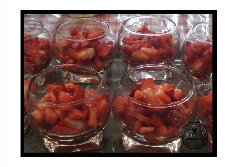 Tartare de fraises au Malibu